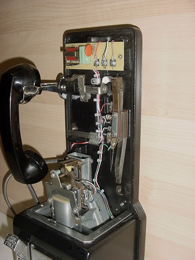 An Antique Western Electric Model 233G 3-Slot Payphone | eBay